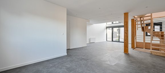 3 bedrooms Duplex in Montreuil, France No. 180398 14