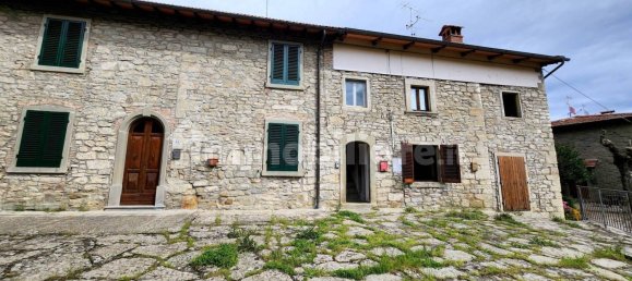 4 bedrooms Apartment in Montemignaio, Italy No. 130657 15