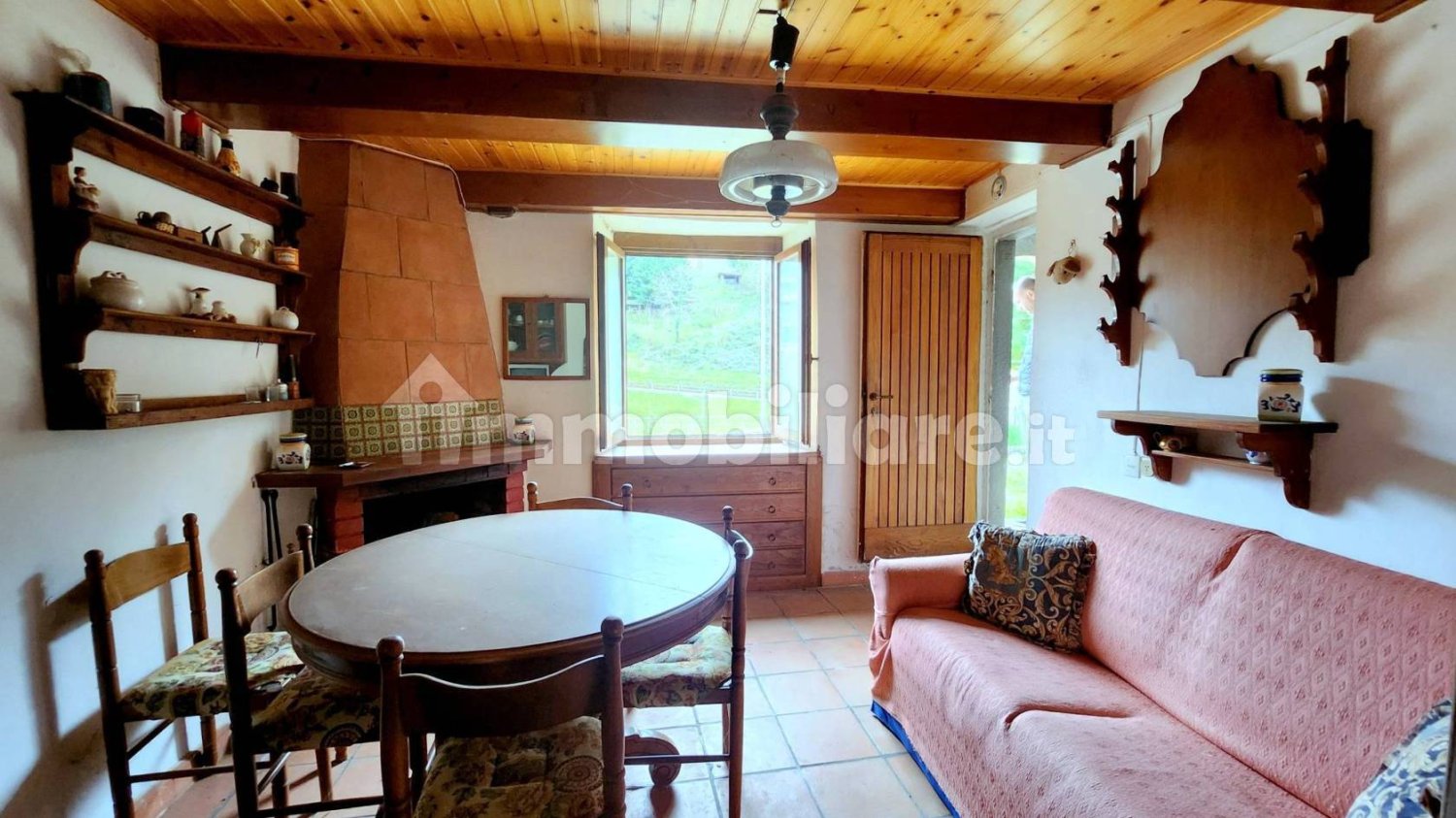 4 bedrooms Apartment in Montemignaio, Italy No. 130657