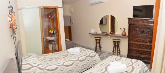 Apartamento de 5 dormitorios en Naples, Italy No. 327452 11