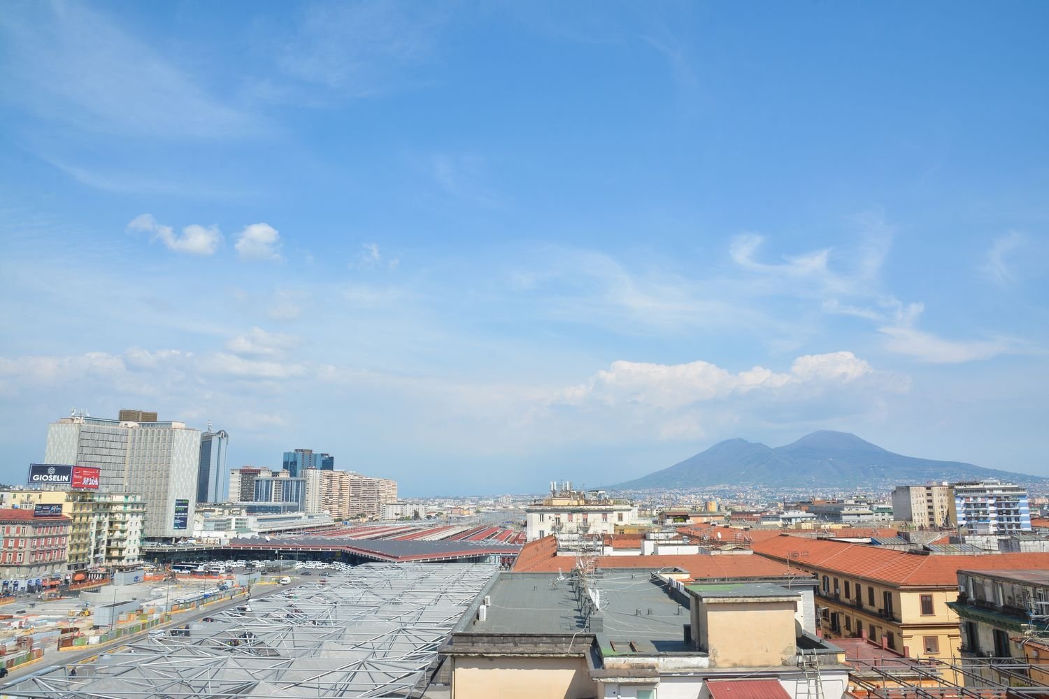 Apartamento de 5 dormitorios en Naples, Italy No. 327452