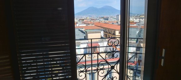 Apartamento de 5 dormitorios en Naples, Italy No. 327452 5