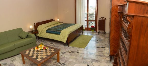 Apartamento de 5 dormitorios en Naples, Italy No. 327452 9