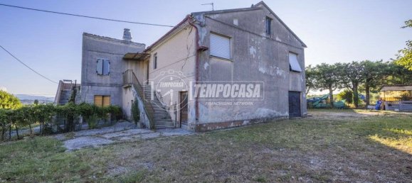 Дом с 3 спальнями в Моровале, Италия № 303944 2