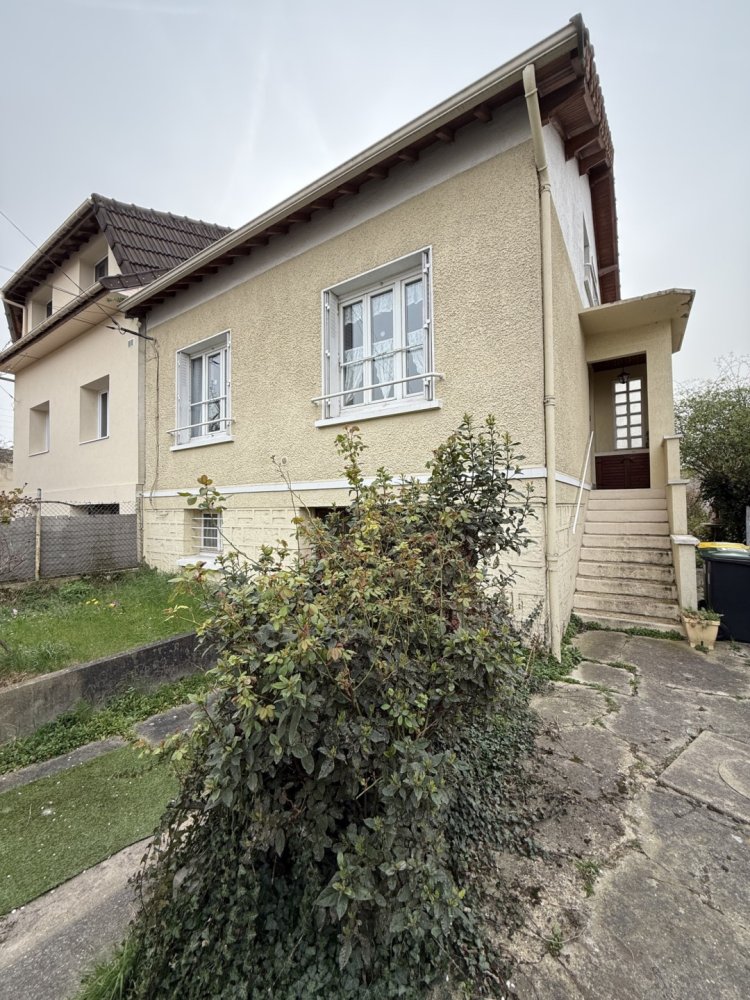 4 bedrooms Villa in Le Blanc-Mesnil, France No. 114908