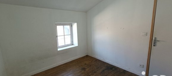 Moradia em banda T4 em Saint-Loup-Lamaire, France N.º 110602 13