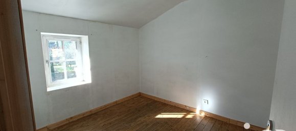 Moradia em banda T4 em Saint-Loup-Lamaire, France N.º 110602 12