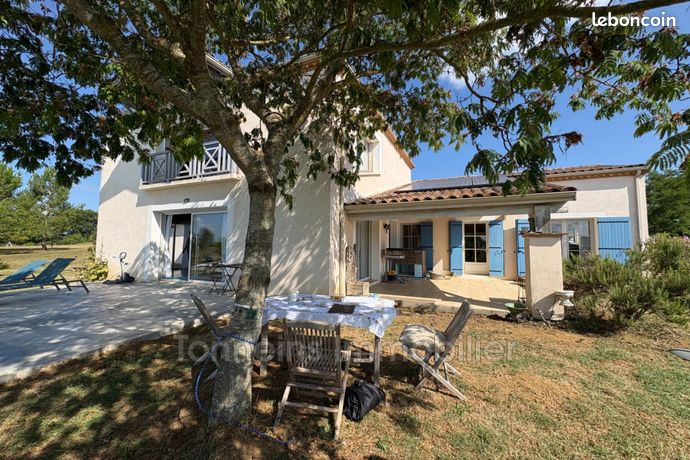 Casa de 3 dormitorios en Tonneins, France No. 310265