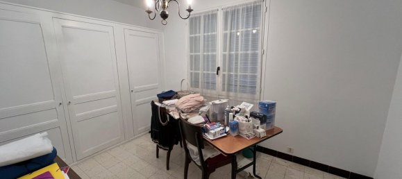 4 bedrooms House in Chateau-Thierry, France No. 80523 8