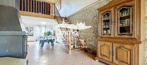 Таунхаус с 4 спальнями в Оэллевиль, Франция № 218287 3