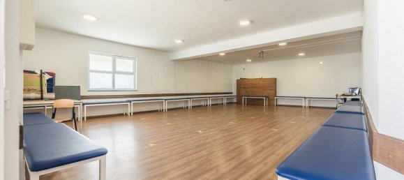  بناية في Peniche, Portugal 1079متر مربع رقم 136118 17