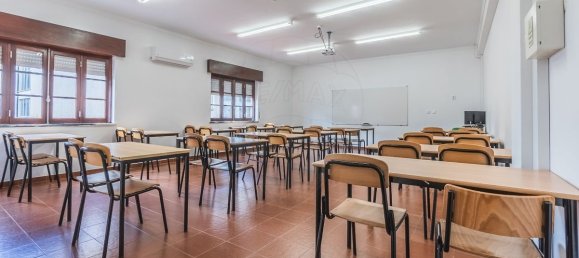  بناية في Peniche, Portugal 1079متر مربع رقم 136118 37