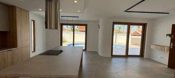 3 Schlafzimmer Haus in Cabo Roig, Spain, Nr. 160803 9
