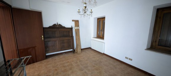 5-Zimmer Haus in Pordenone, Italy, Nr. 92795 6