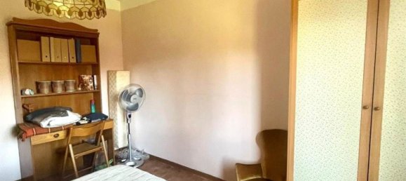 6 rooms Apartment in Barga, Italy No. 184575 13