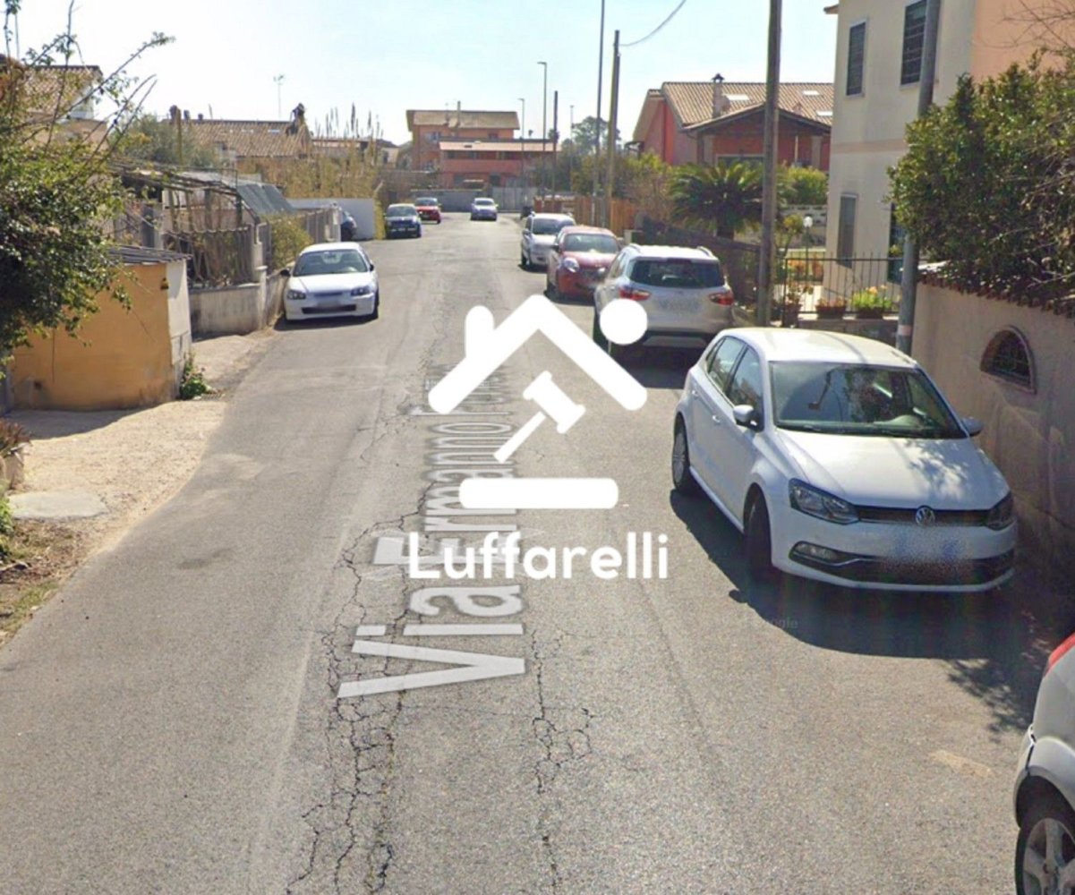 5 rooms House in Rome, Italy No. 203662