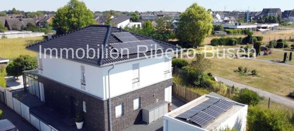 Villa T4 em Monchengladbach, Germany N.º 54561 3