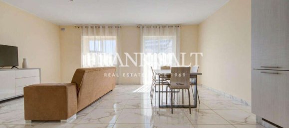 3 غرف نوم شقة في Gzira, Malta رقم 7676 2