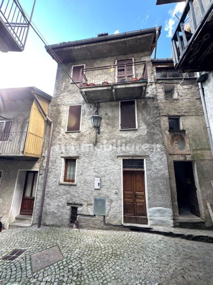 Apartamento T1 em Curiglia con Monteviasco, Italy N.º 373760