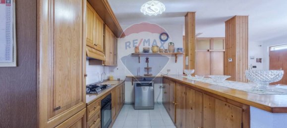 4 bedrooms Villa in Gessopalena, Italy No. 58193 16