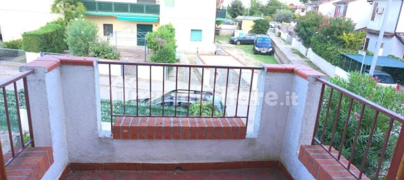 3 Schlafzimmer Haus in Comacchio, Italy, Nr. 373878 24