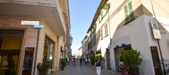 4 bedrooms Apartment in Rimini, Italy No. 287417 19