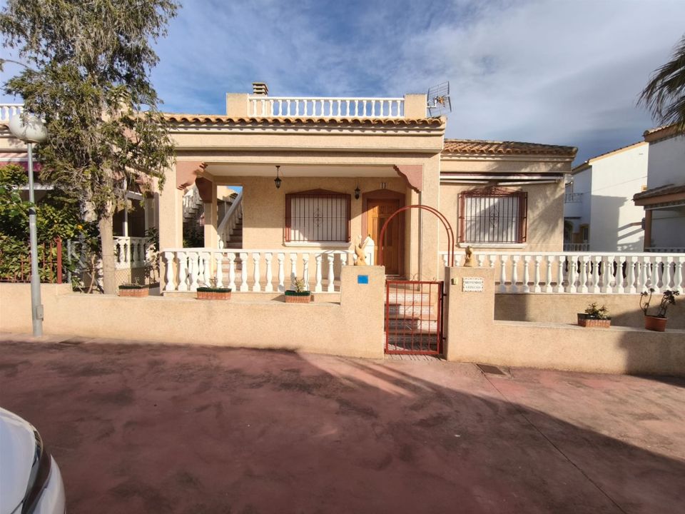 3 bedrooms House in Algorfa, Spain No. 186475