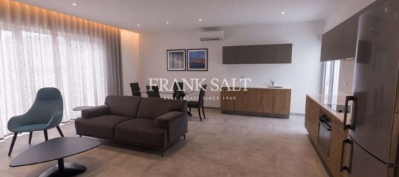 2 bedrooms Penthouse in Gzira, Malta No. 6836 2