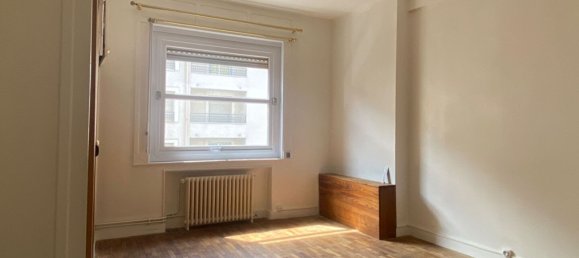 Apartamento de 3 dormitorios en Orleans, France No. 211351 6