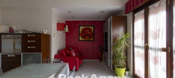 3 chambres Appartement à Catanzaro, Italy No. 271339 7