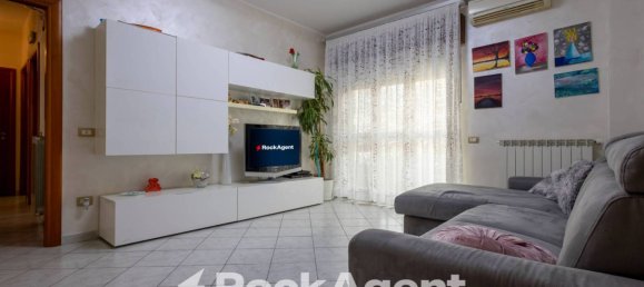 3 chambres Appartement à Catanzaro, Italy No. 271339 4