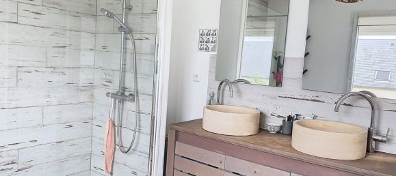 Casa de 8 habitaciónes en Larcay, France No. 261137 4