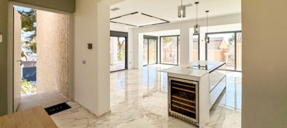 4 bedrooms Villa in Torrevieja, Spain No. 184795 29