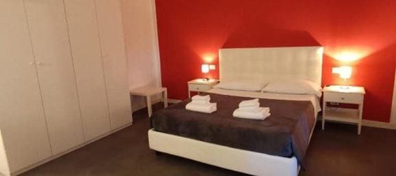 5 bedrooms Apartment in Pisa, Italy No. 336744 8