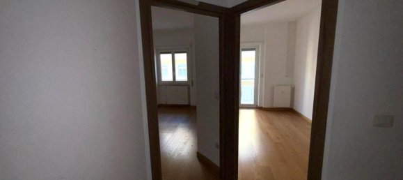 4 rooms Apartment in Rome, Italy No. 30637 29