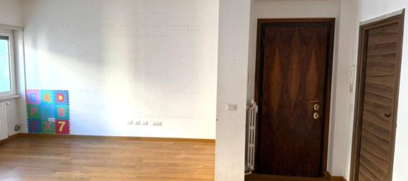 4 rooms Apartment in Rome, Italy No. 30637 19