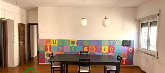 4 rooms Apartment in Rome, Italy No. 30637 7