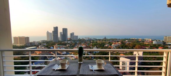 Квартира с 2 комнатами в Паттайя, Таиланд № 62755 16