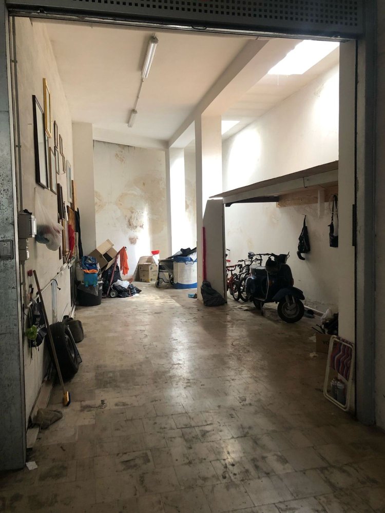 41m² Garage in Trani, Italy No. 254637