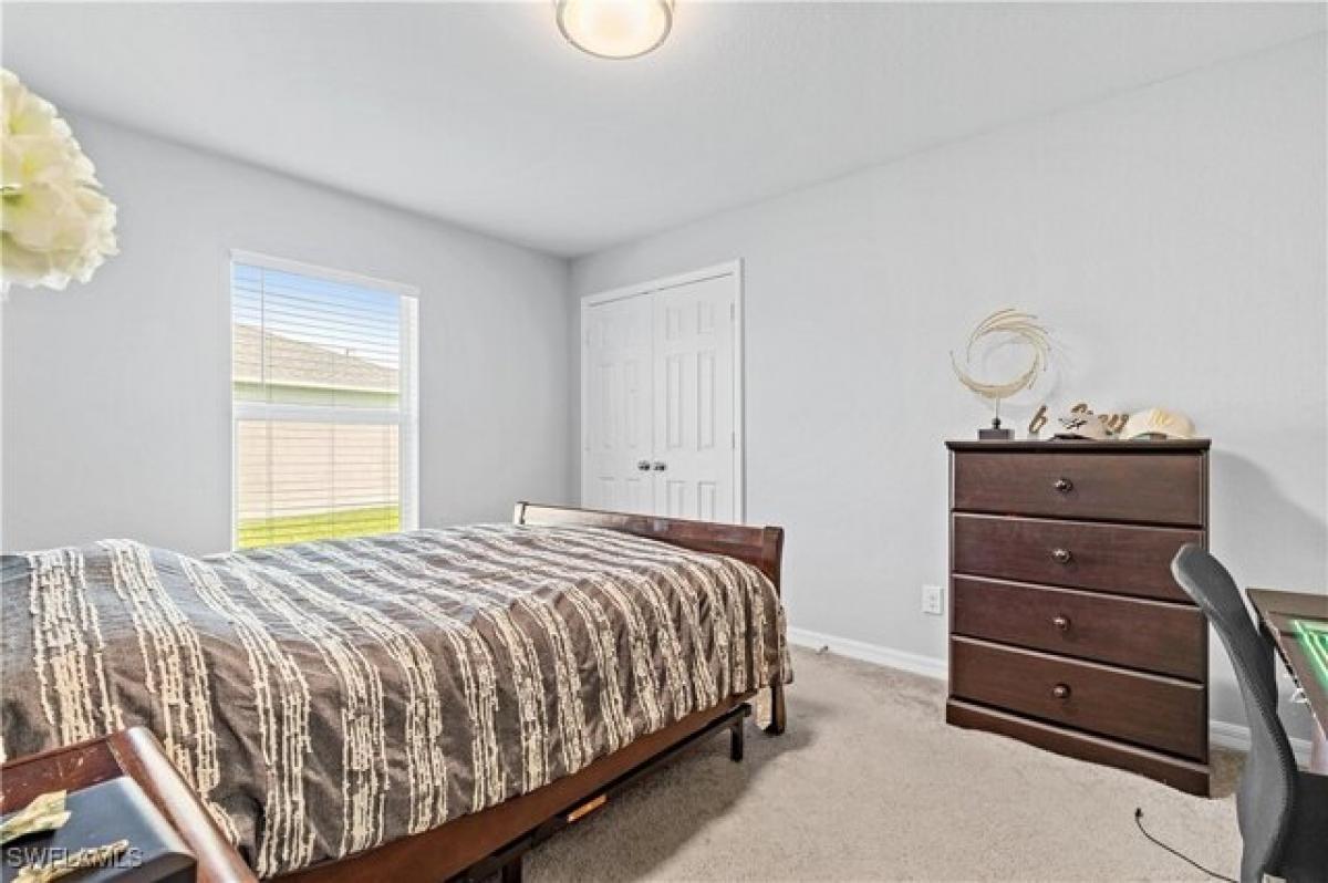 4 bedrooms House in Cape Coral, USA No. 407739