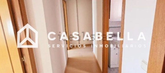 4 bedrooms Apartment in Valencia, Spain No. 20810 17