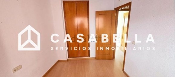 4 bedrooms Apartment in Valencia, Spain No. 20810 4