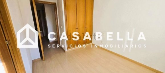 4 bedrooms Apartment in Valencia, Spain No. 20810 32