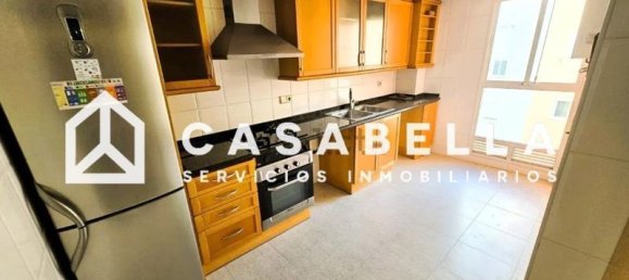 4 bedrooms Apartment in Valencia, Spain No. 20810 24