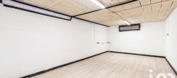 3 bedrooms House in Marnes-la-Coquette, France No. 318289 20