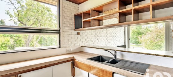 3 bedrooms House in Marnes-la-Coquette, France No. 318289 9