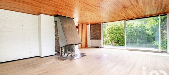 3 bedrooms House in Marnes-la-Coquette, France No. 318289 3