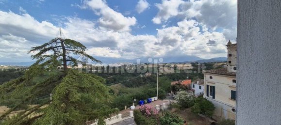 4 Schlafzimmer Wohnung in Catignano, Italy, Nr. 342113 23