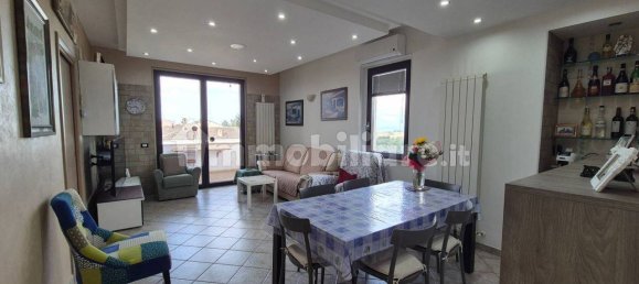 4 Schlafzimmer Wohnung in Catignano, Italy, Nr. 342113 5