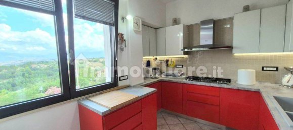 4 Schlafzimmer Wohnung in Catignano, Italy, Nr. 342113 2